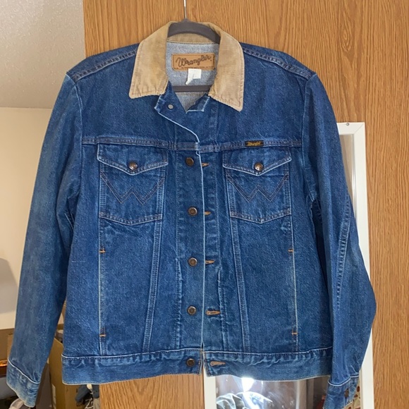 Wrangler Jackets & Blazers - Vintage Wrangler Denim Jacket w/Corduroy collar